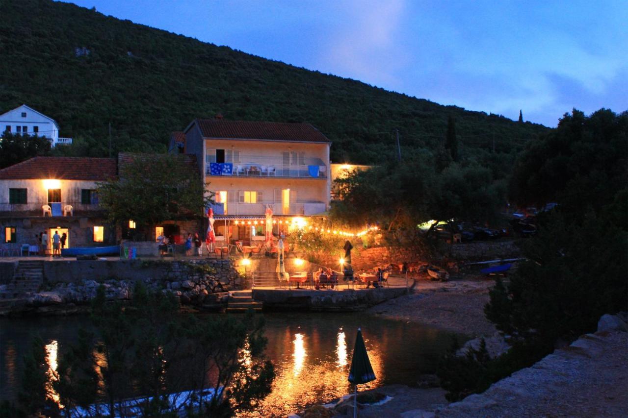 Apartments By The Sea Cove Zarace - Gdinj, Hvar - 2047 外观 照片